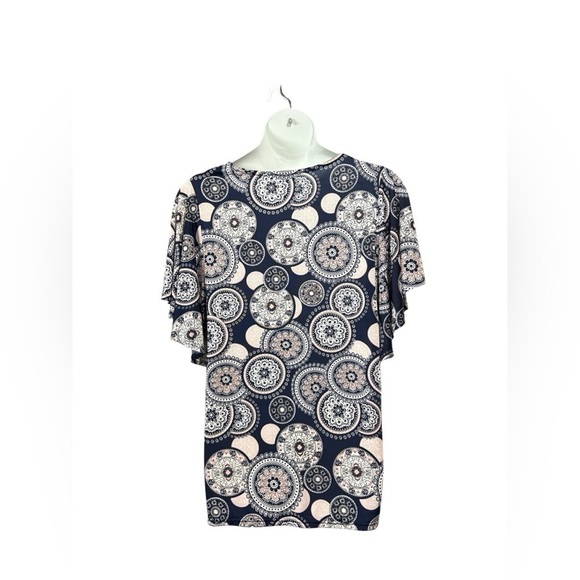 Claire France, Navy, Pink & White Plus Size Patterned Blouse, 1X - Picture 7 of 9